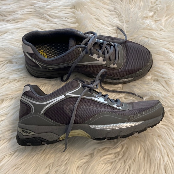 ABEO 24/7 Man Shoes size 8 BNWOT see all photosand video color gray and silver